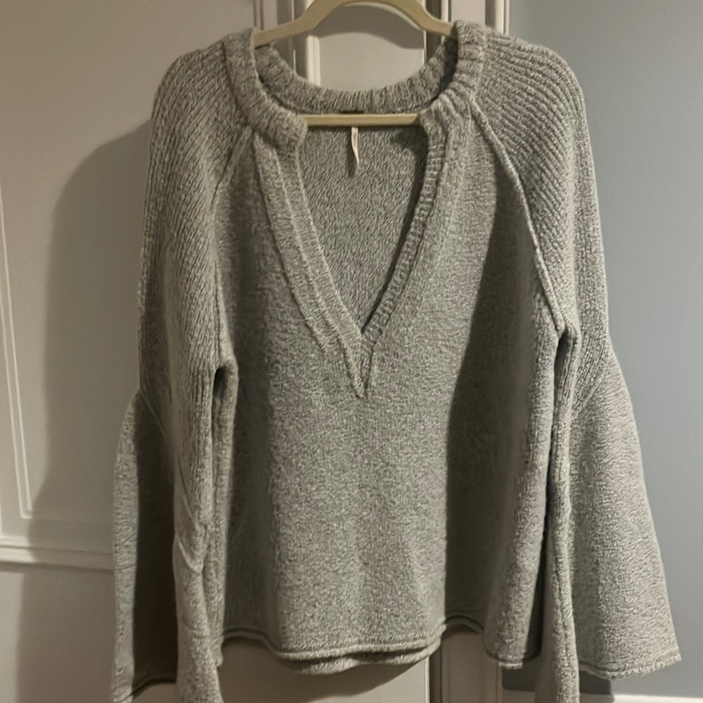 Free people v neck sweater